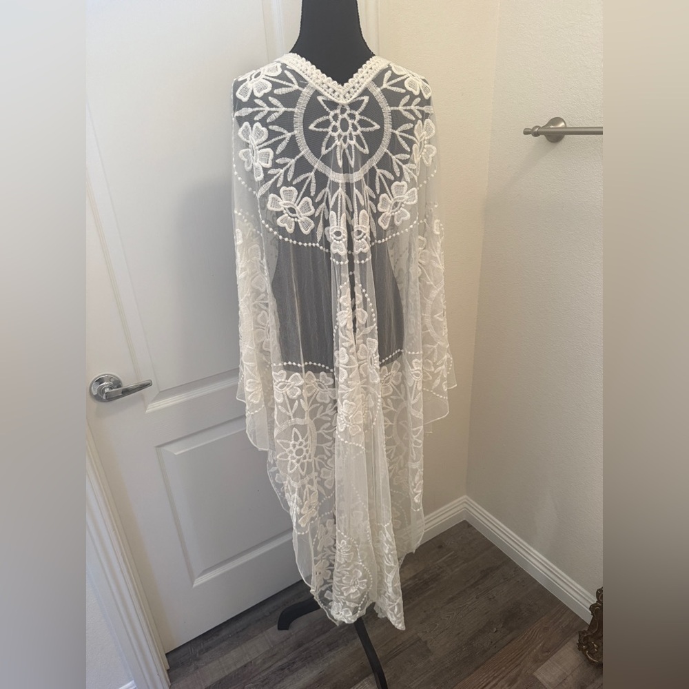 💎Torrid Cream Lace Wrap LAST CHANCE - Picture 3 of 6